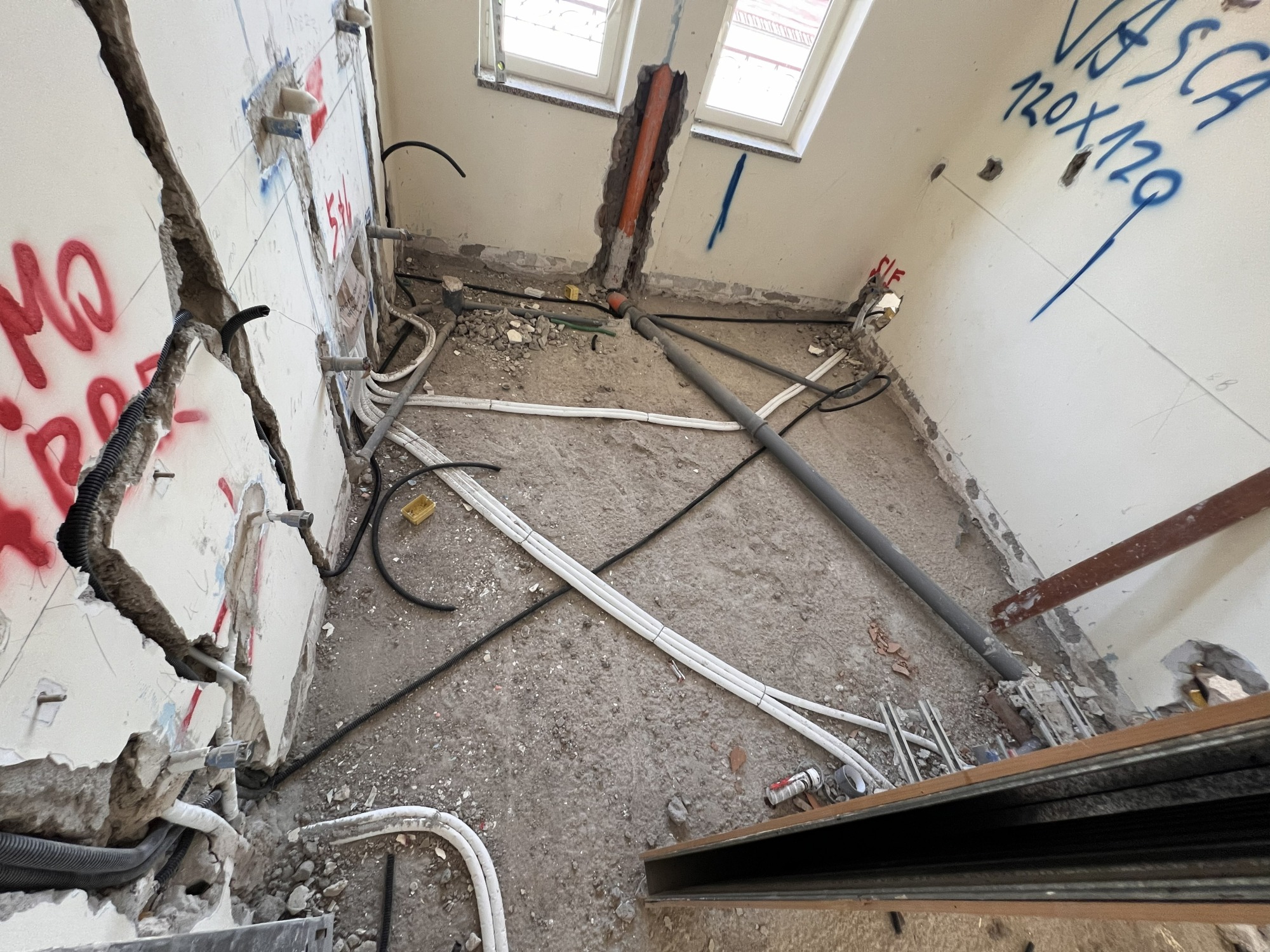 Ristrutturazione residenziale e arredi "casa Balsamo"